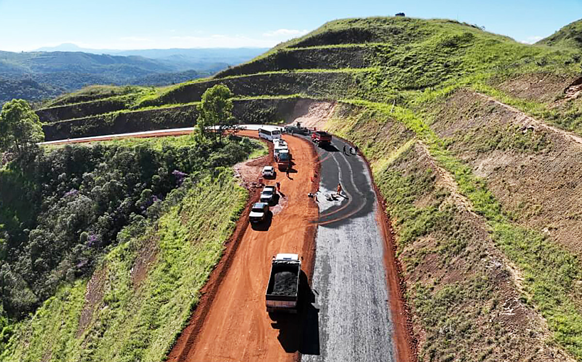 Obras na avenida Dr. Flávio Pentagna Guimarães estão em fase final. Foto: Divulgação/Prefeitura de Nova LIma